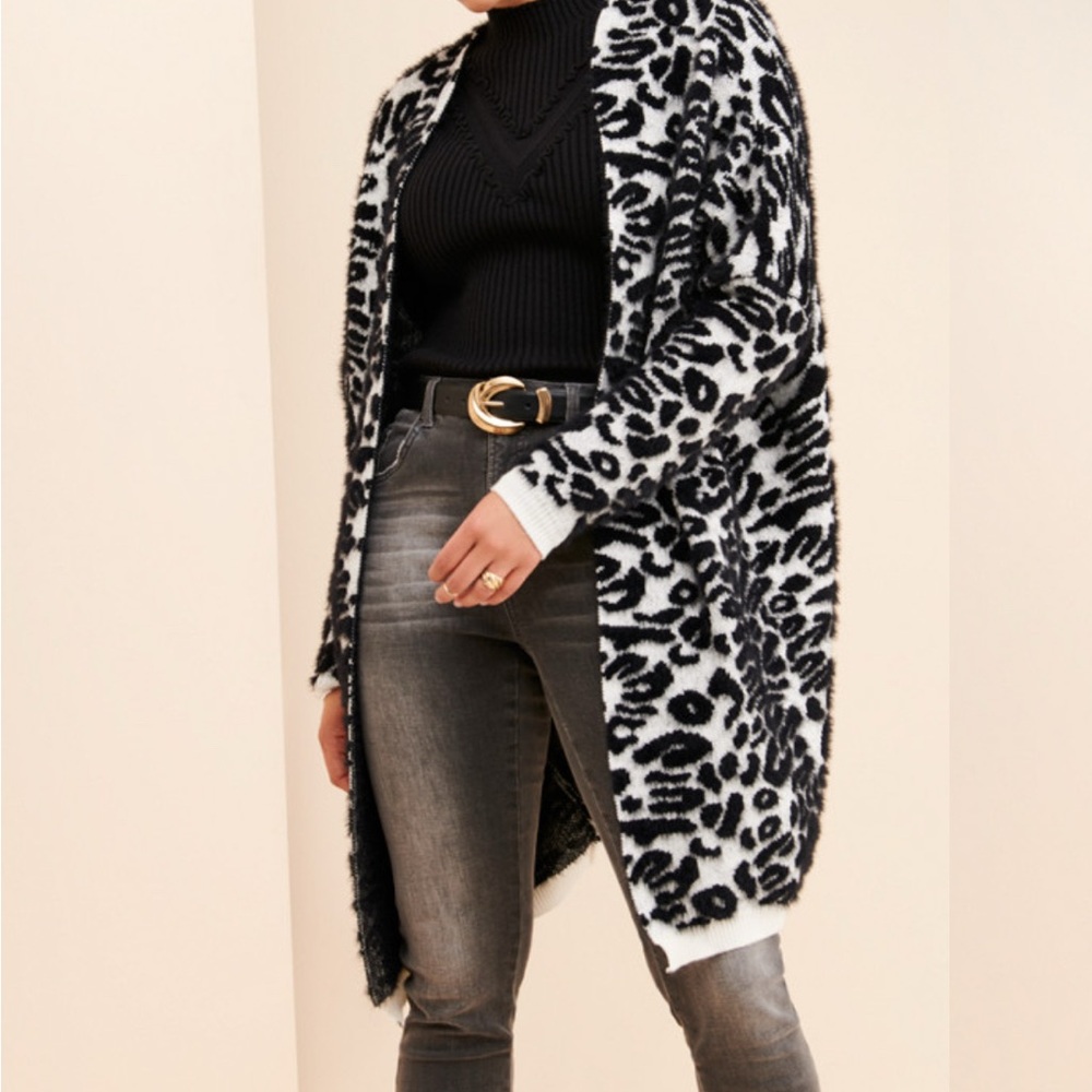 Kelly Leopard Print Longline Cardigan Black & White Knit, Faux Fur Feel (Size L)